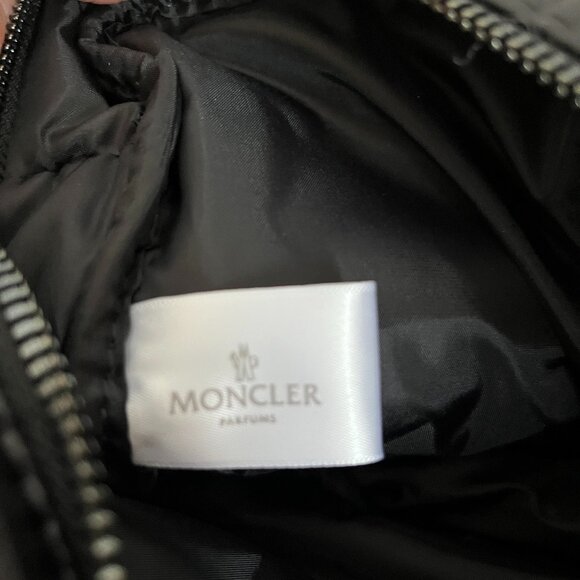 Moncler Black VIP Toiletry Bag Cosmetic Clutch Makeup Puffer Purse New - Picture 9 of 9